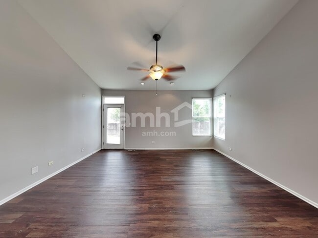 Photo - 1400 Bridgehampton Dr