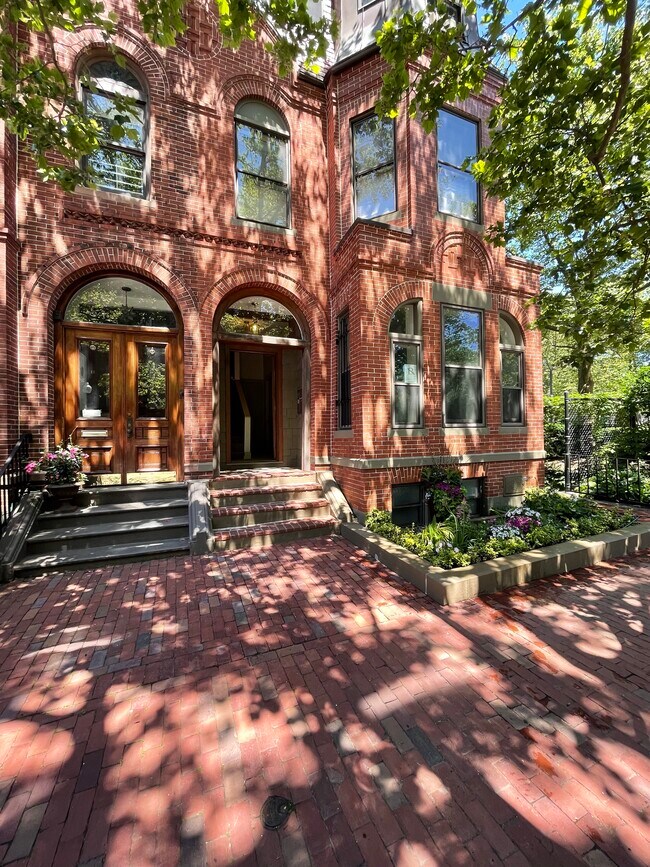 Photo - 18 Durham St Unit 2