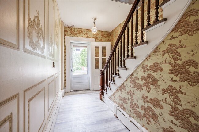 Photo - 981 Latta Rd