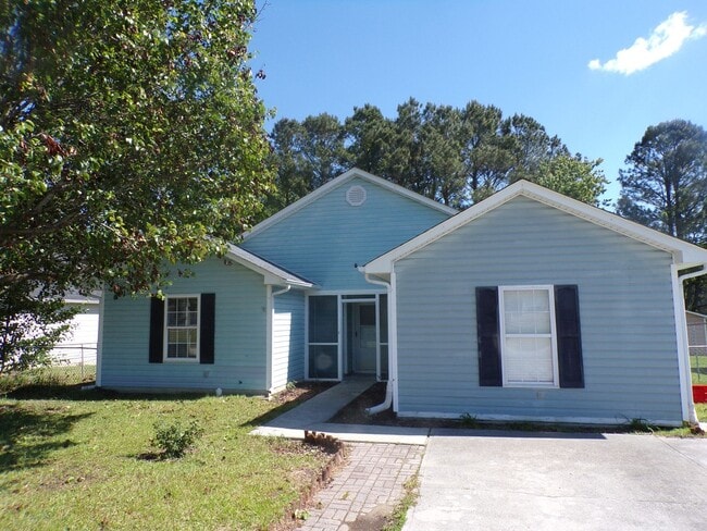 Photo - Lovely 3 Bedroom 2 Full Bathroom with a Bonus Room located in Springdale Acres