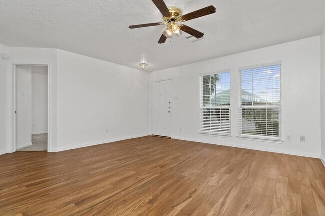 Photo - 5141 Caicos Calle