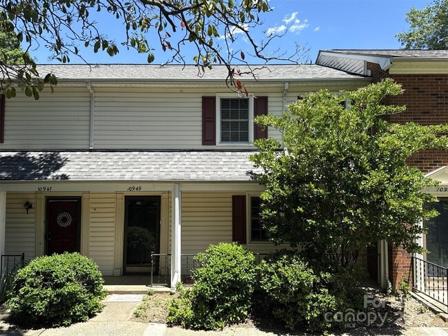 Photo - 10949 Park Rd Townhome