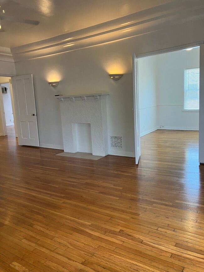 Photo - 442 N Spaulding Ave Unit 442