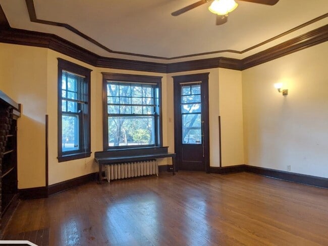 Photo - 2825 W Logan Blvd Unit 1