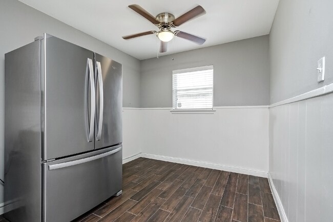Photo - 1719 Longhorn Dr