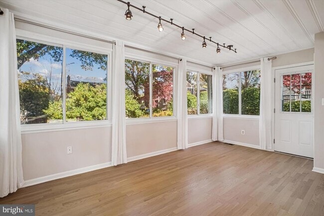 Photo - 4409 Westbrook Ln