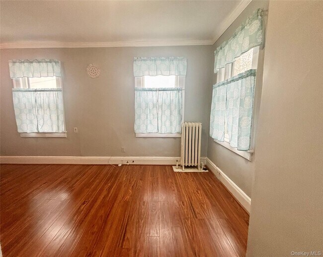 Photo - 92 Wavecrest St