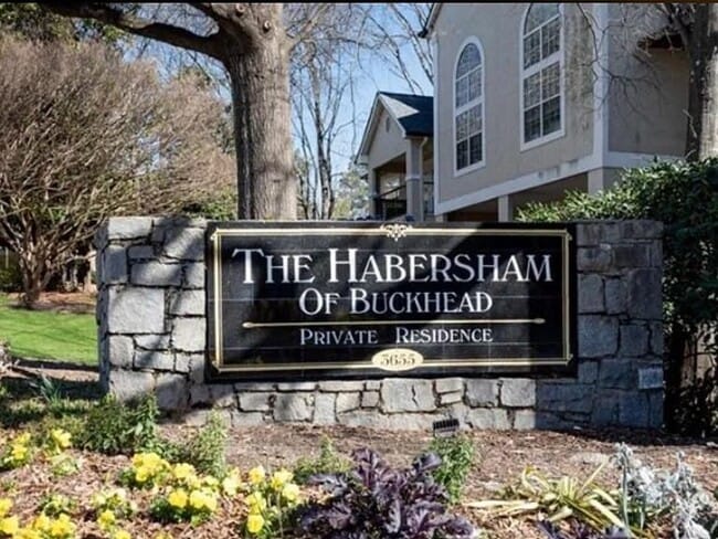 Building Photo - 3655 Habersham Rd NE Unit 303