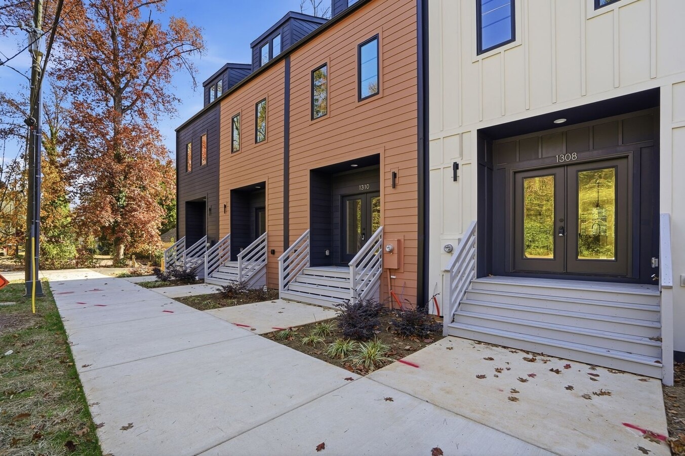 Modern Living in the Heart of Plaza Midwood! - Modern Living in the Heart of Plaza Midwood!