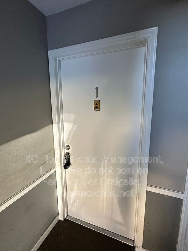 Photo - 8725 Countryshire Ln