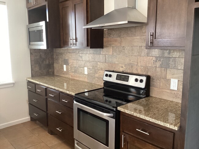 Photo - 11321 NW 102nd St