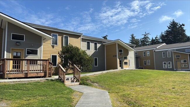 Photo - 2610 Mill Bay Rd