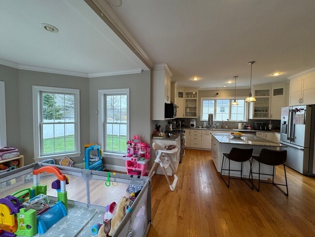 Photo - Waltham 3 bed 2.5 Bath