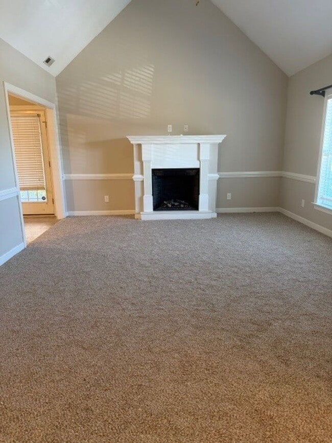 Photo - 105 Tillage Pl