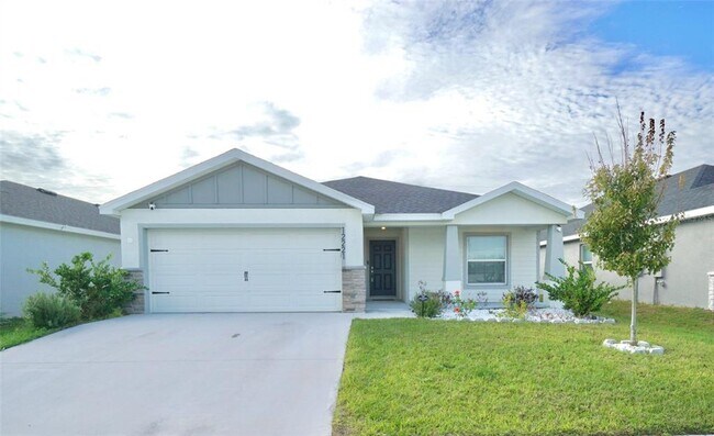 Building Photo - 12221 Cypress Br St