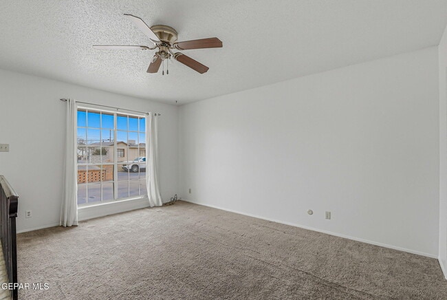 Photo - 3828 Taylor Ave