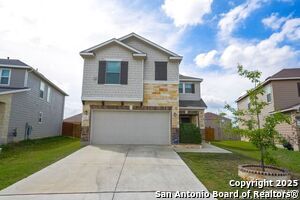 Building Photo - 5527 Castle Brook Dr