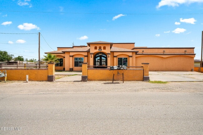 Building Photo - 248 S Moon Rd