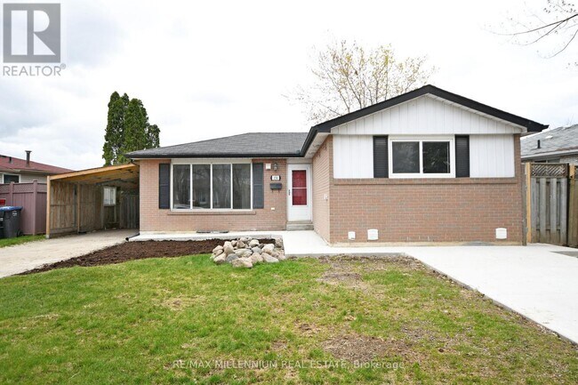 Photo - 156 Folkstone Crescent