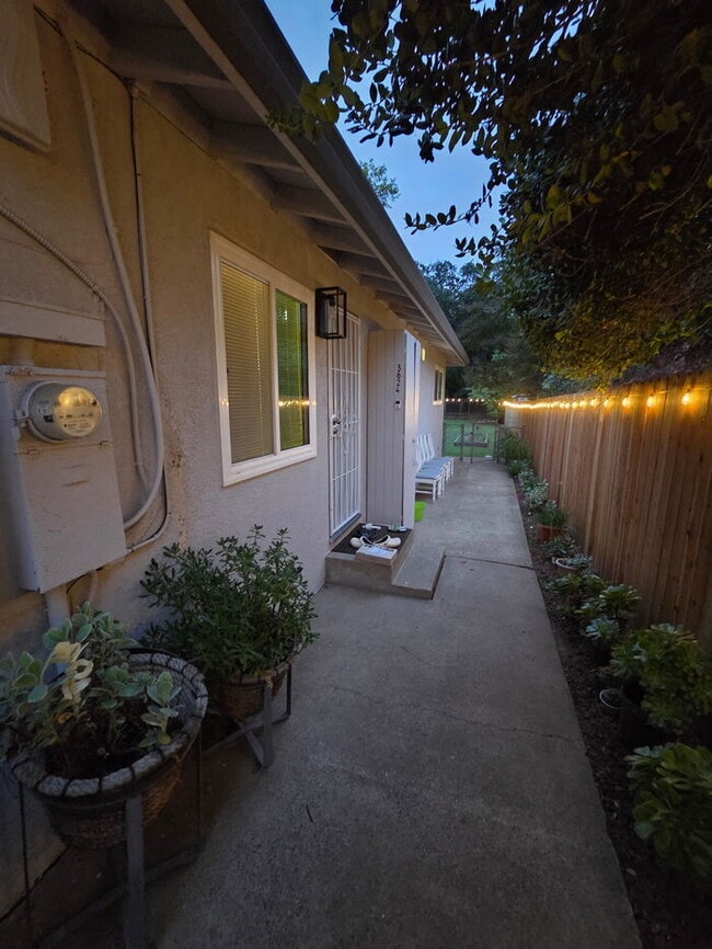 Photo - 3 bed 1 bath Duplex with garage and private yard