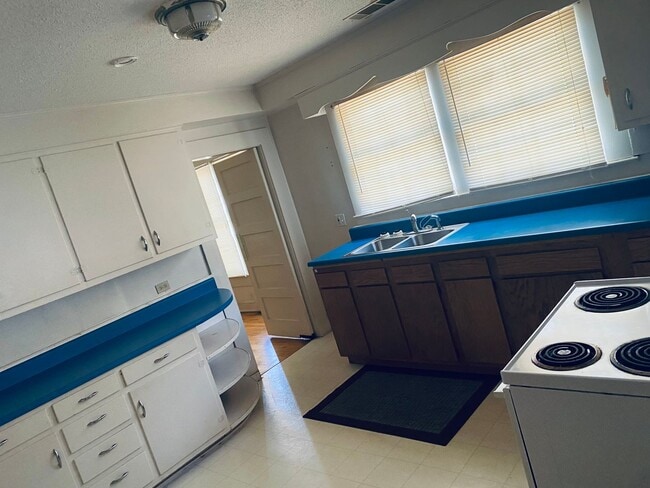 Photo - 604 Church St Unit 604 C Church St House