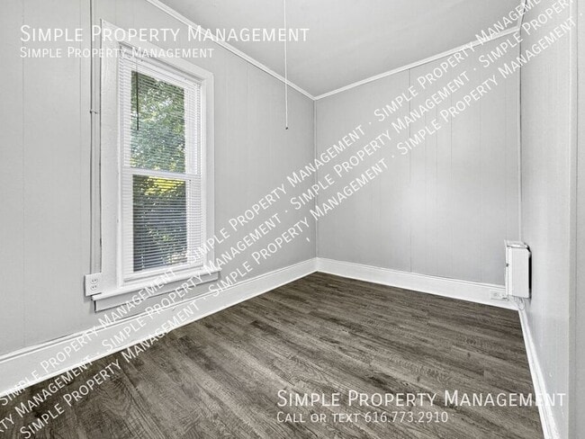 Photo - 928 Chatham St NW Unit 2