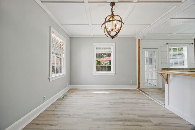 Photo - 305 Palen Ave
