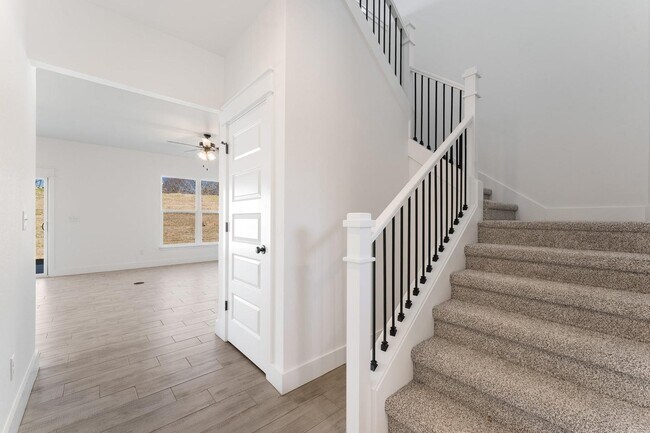 Photo - 1140 Ari Ave