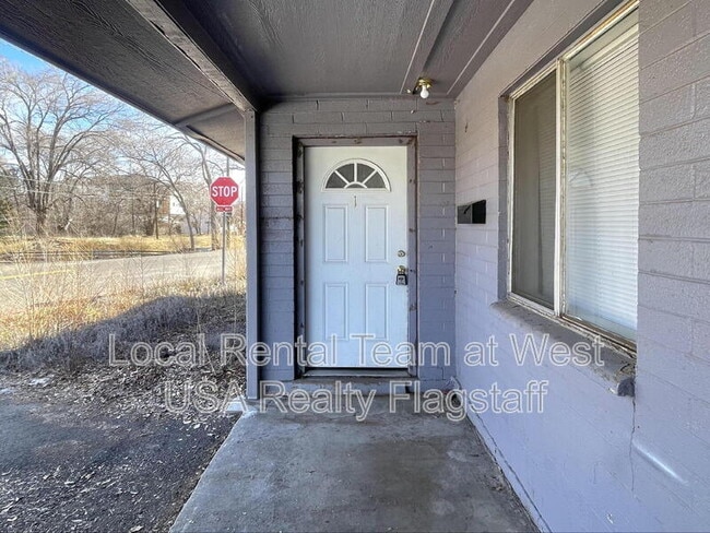 Photo - 117 E Ellery Ave Unit Apt 1