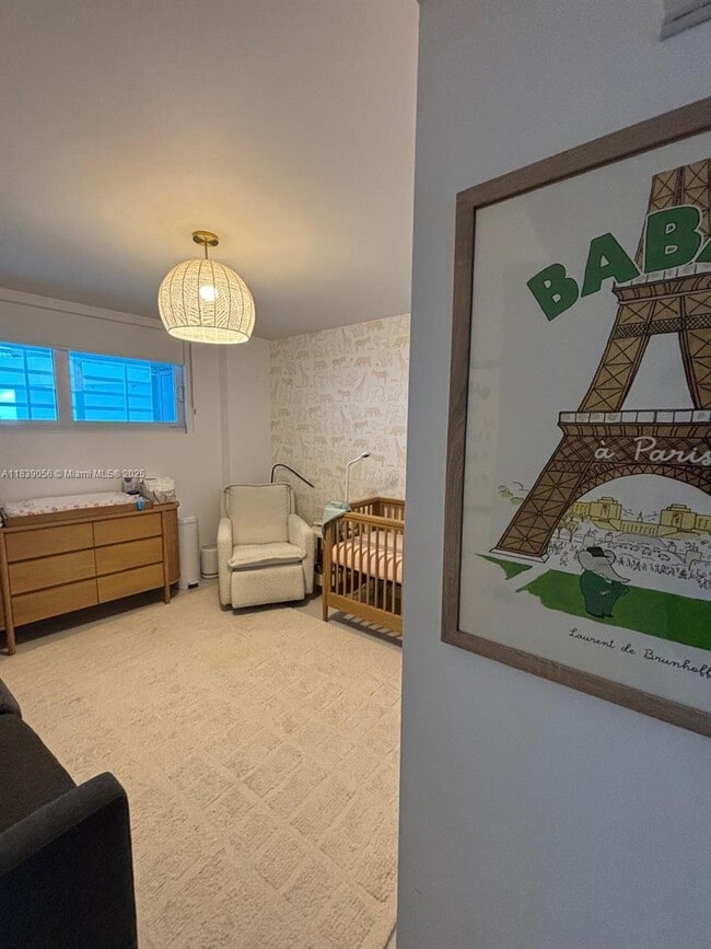 Photo - 9821 E Bay Harbor Dr Unidad 703