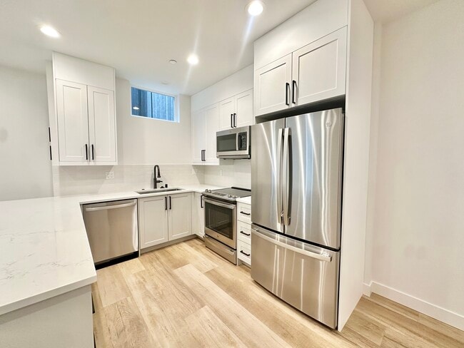 Photo - 1725 17th Ave