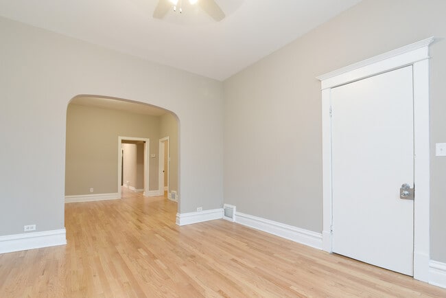 Photo - 2914 N Richmond St Unit 1