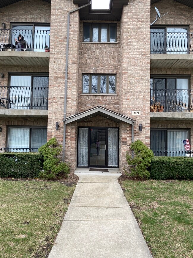 Building Photo - 3121 S Harlem Ave Unit 2N