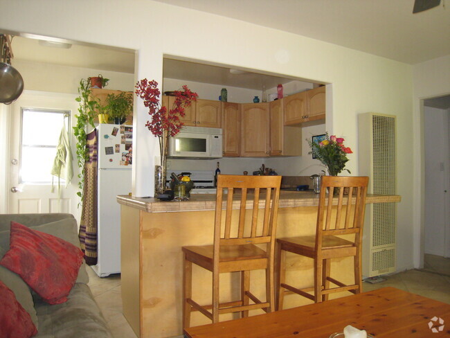 Building Photo - 1064 Sapphire St Unit 1064 Rental