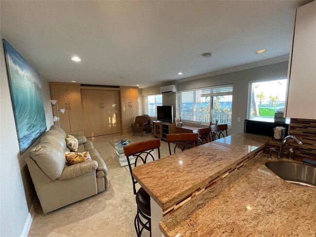 Photo - 4564 El Mar Dr Unidad 5