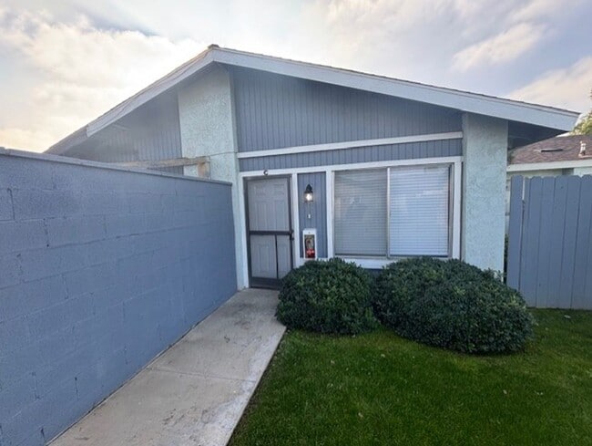 Building Photo - 2816 Ashe Rd Unit C