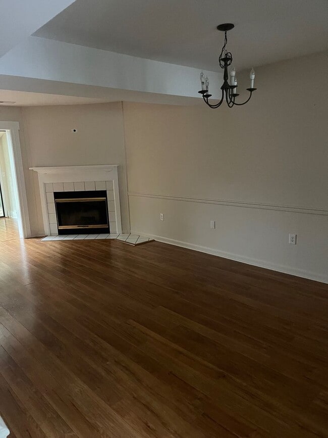 Photo - 2bed 1.5 Bath Townhouse