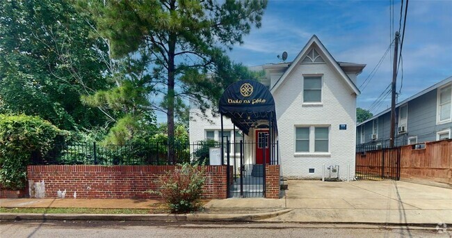 Building Photo - 5110 Bayard Ln Rental