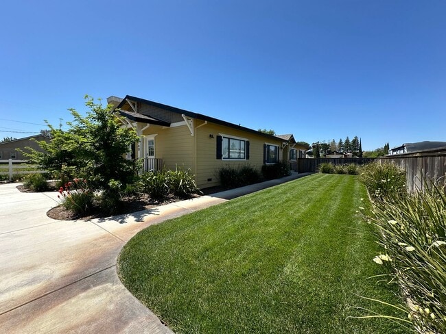 Photo - 4 Bedroom Home on Half Acre Lot