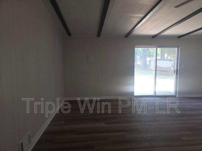 Photo - 1516 Gregory St