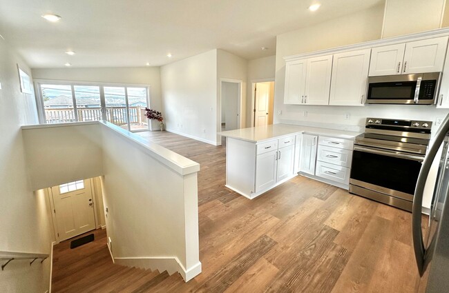 Stunning new home in North Tacoma – 3BR | ... - Stunning new home in North Tacoma – 3BR | ...