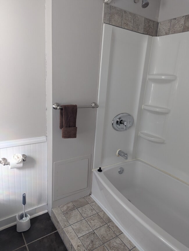 Photo - 435 Parker St