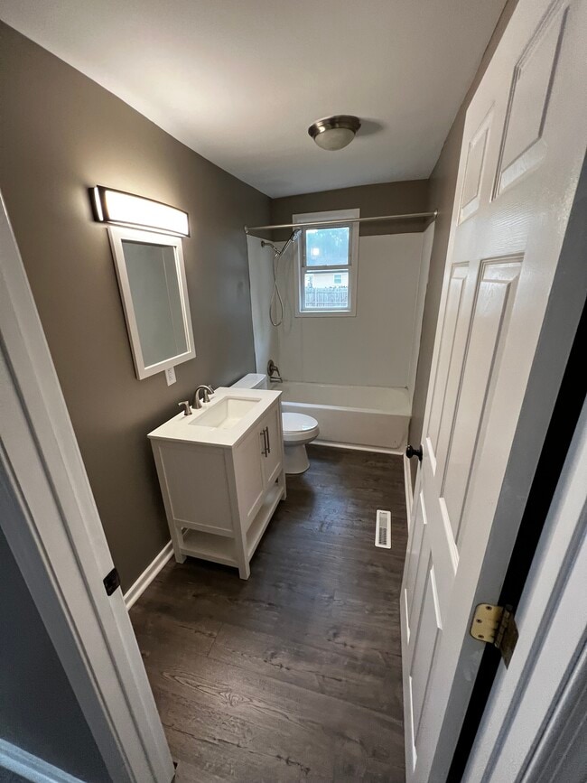 Photo - 308 Orange Ave