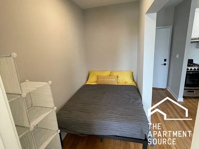 Photo - 3248 N Pulaski Rd Unidad 202