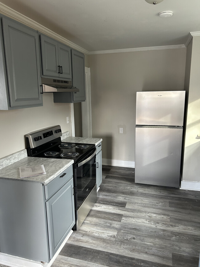 Photo - 1605 Hanover Rd