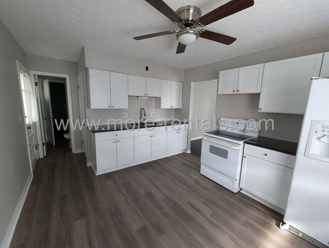 Photo - 1631-1633 Carstare Dr Unit 1631 Carstare Dr