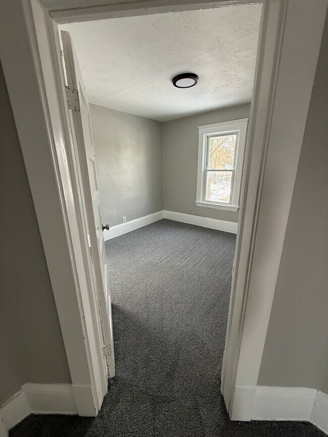 Photo - Cudell/West Blvd neighborhood; 4 bedroom/1 bath single family house for rent!