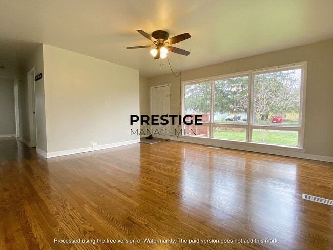 Photo - 3 Bedroom Home In Portage