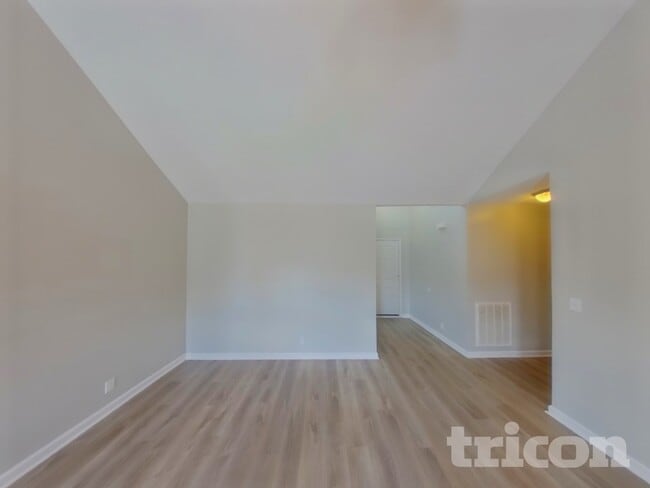 Photo - 1507 Antebellum Dr