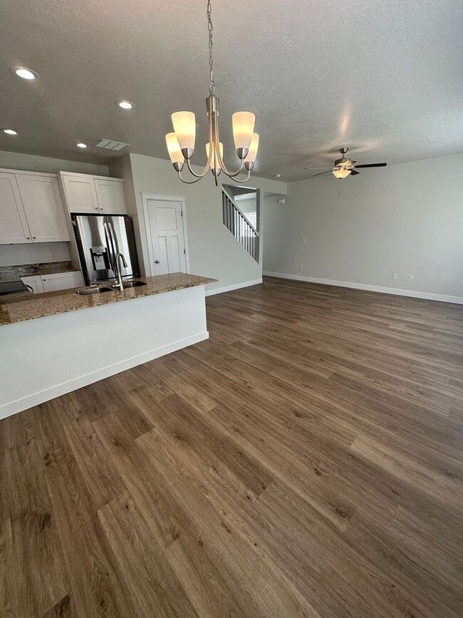 Photo - 3 Weeks Rent FREE! 3 Bed 2.5 Bath House for Rent in Morgan!